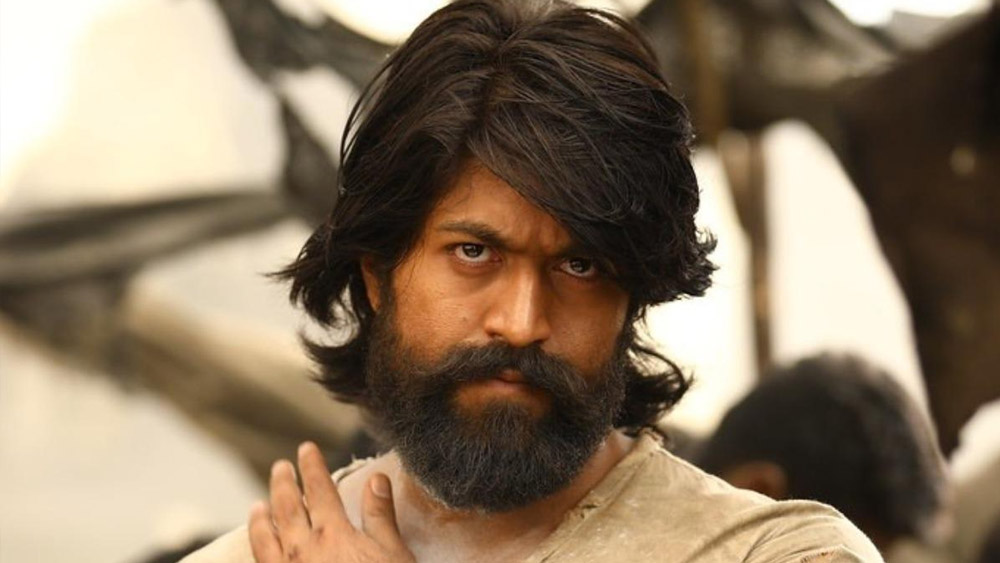 বর্তমানে বিজ্ঞাপন পিছু ৬০ লক্ষ টাকা থেকে প্রায় ১ কোটি টাকা ধার্য করেন যশ।