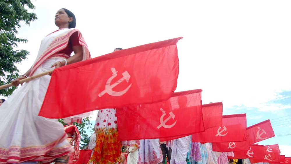 রাজ্যে আবার ভোট ২০২৪ সালে। পাঁচবছর আগের লোকসভা ভোটে রাজ্যে শূন্য হয়েছিল সিপিএম। দু’বছর পরে তারা আবার একটি লোকসভা ভোটের মুখে। 