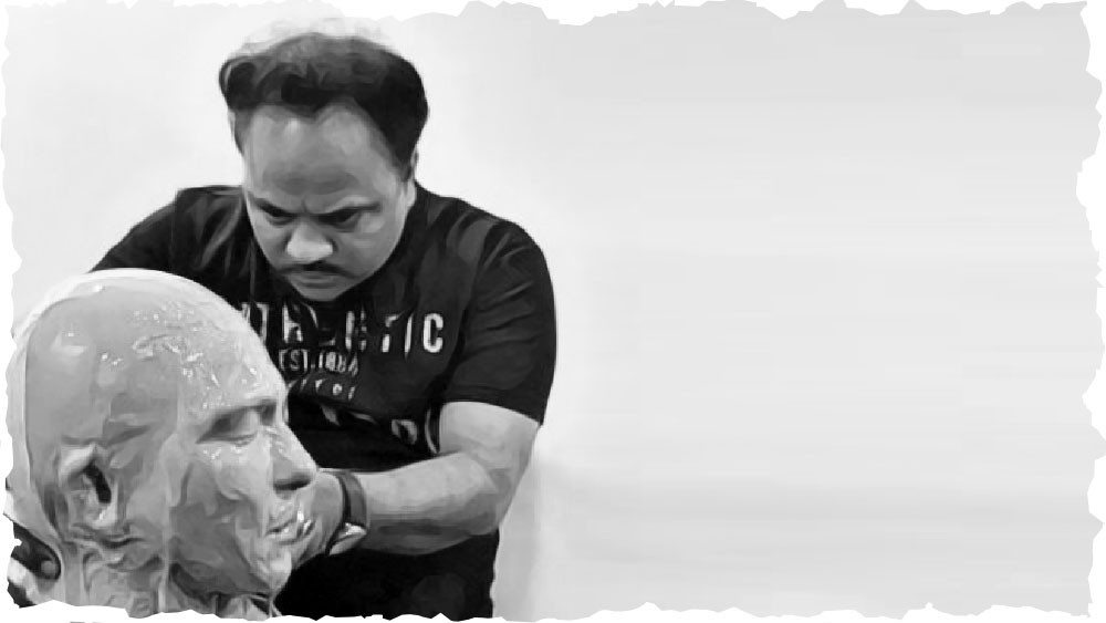 এই ছবির নায়ক এক জন, যাঁকে টলিপাড়ার বাইরে কেউ চেনেন না। সোমনাথ কুন্ডু। 