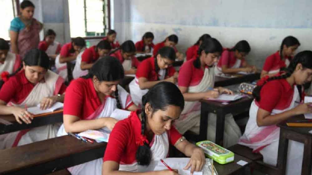 ২০২২ সালে মাধ্যমিক পরীক্ষা পরিচালনায় পর্ষদের প্রতিনিধি হিসেবে মেখলিগঞ্জে দায়িত্বে ছিলেন অঙ্কিতা। মাধ্যমিক চলাকালীন বিভিন্ন পরীক্ষাকেন্দ্র পরিদর্শন করতেও দেখা গিয়েছিল তাঁকে।