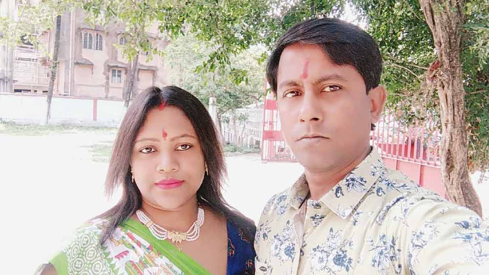 ২০২২-এ আদালতের দ্বারস্থ হয়ে মামলা করেছিলেন ববিতা। কিন্তু ‘ক্ষমতার ঝড়ে’ উড়ে যাবেন, এই ভেবে পিছিয়ে যাননি ববিতা এবং তাঁর স্বামী সঞ্জয়।