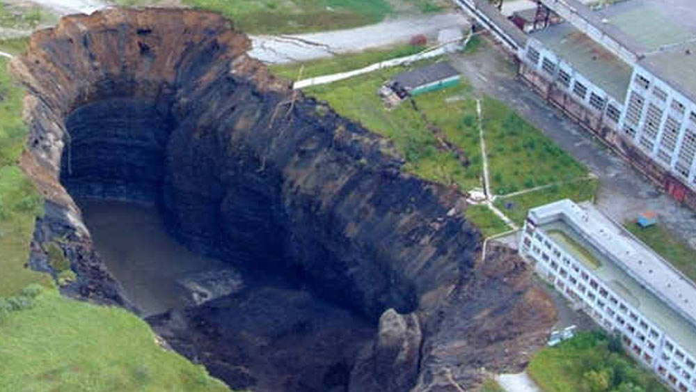 এই এলাকা জুড়ে এ রকম অনেকগুলি গহ্বর রয়েছে। এ রকম আরও গহ্বরের খোঁজ মিলতে পারে বলেও বিজ্ঞানীরা মনে করছেন।