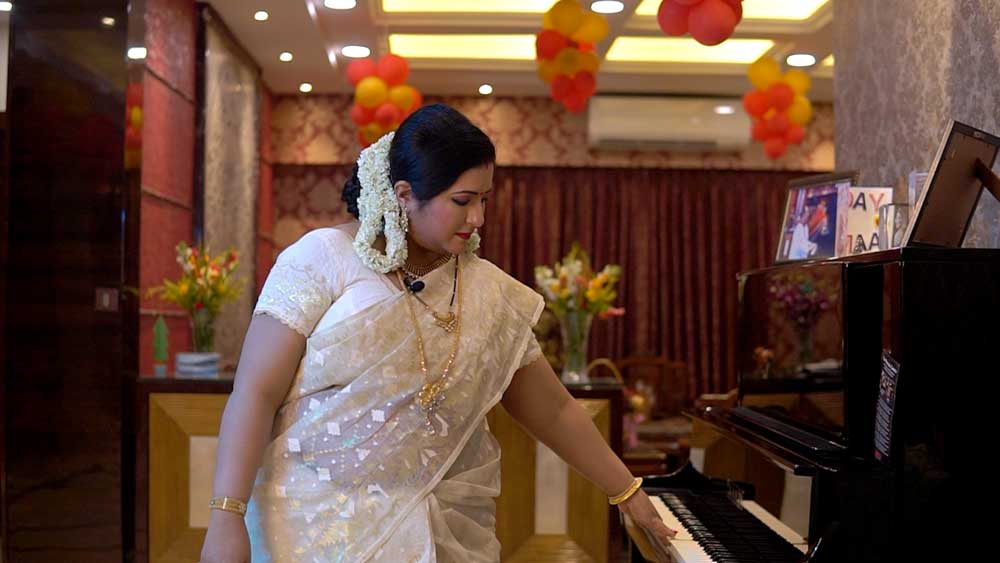 ভূরি-ভূরি জামদানি জমা হয়েছে বৈশাখীর আলমারিতে।