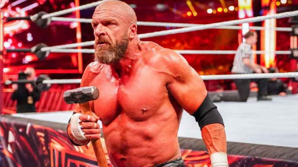 ২০২১ সালের শেষের দিকে ট্রিপল এইচ হৃদ্‌রোগে আক্রান্ত হন। মৃত্যুর খুব কাছাকাছি গিয়েও বেঁচে ফেরেন তিনি।