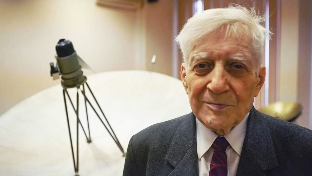 ১৯৬৪ সালে রাশিয়ার জ্যোতির্পদার্থবিদ নিকোলাই কার্দাশেভ এই স্কেল তৈরি করেন। কার্দাশেভ মহাজাগতিক সঙ্কেতের সাহায্যে পৃথিবীর বাইরে প্রাণ (পড়ুন ভিনগ্রহী) আছে কি না তার খোঁজ করছিলেন।