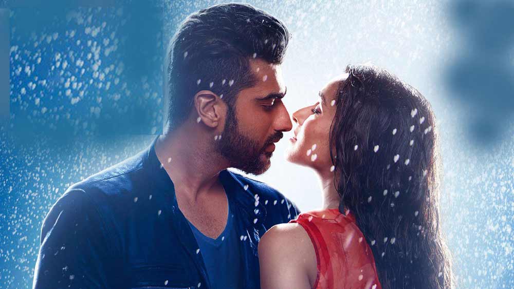 চেতন ভগতের উপন্যাসের উপর ভিত্তি করে ‘হাফ গার্লফ্রেন্ড’ ছবিটি মুক্তি পায়। জানা যায়, সুশান্ত সিংহ রাজপুতকে মুখ্য চরিত্র হিসাবে বেছে নেওয়া হয়েছিল। কিন্তু ‘রবতা’ ছবিতে পুরোদমে কাজ শুরু করে দেওয়ার পর আর সময় পাননি তিনি। তাই অর্জুন কপূর পরে সেই চরিত্রে অভিনয় করেন।