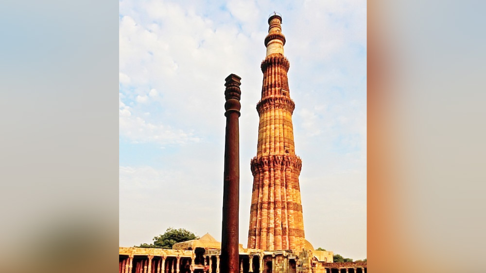 এএসআই-এর রিপোর্টে হিন্দু এবং জৈন মন্দিরের অংশ দিয়ে কুয়াতউল-ইসলাম মসজিদ গড়ার কথা বলা হলেও সেগুলি কুতুব চত্বরে ছিল বলে জানানো হয়নি। বরং অন্য কোথাও থেকে মন্দিরের ধ্বংসাবশেষ এনে মসজিদ গড়া হয়ে থাকতে পারে বলে ওই রিপোর্টে দাবি।