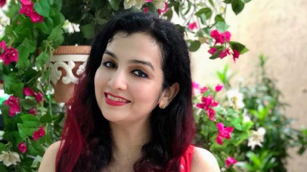 তবে তার পরও দেশে ফেরার পর হানার প্রতিক্রিয়া দেখে বিস্মিত হয়েছেন অনেকেই, হানাকে তাঁর সাহসের জন্য কুর্নিশও জানিয়েছেন।