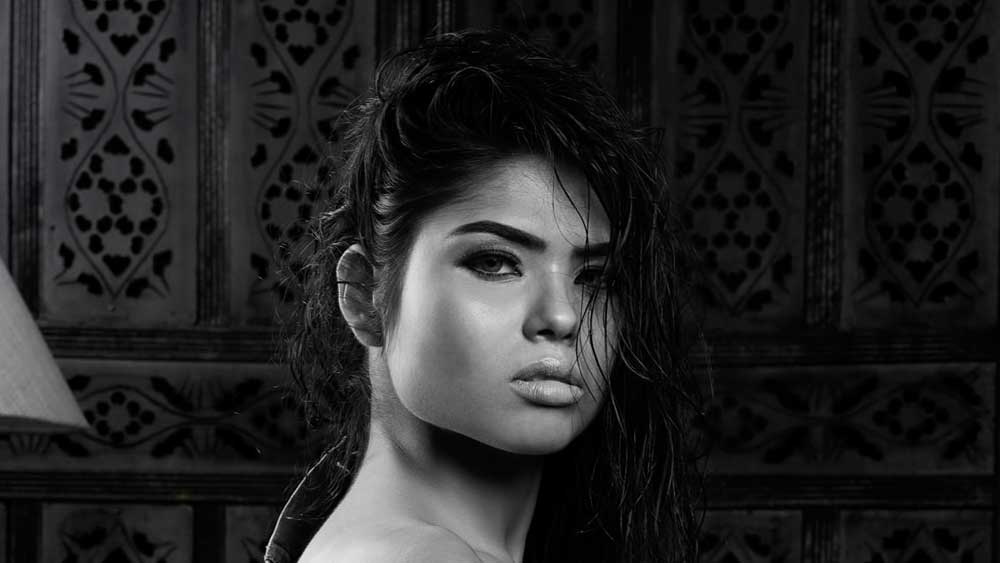 বা়ড়ির লোকের অবশ্য দাবি, মঞ্জুষা আত্মহত্যাই করেছেন।  কেরিয়ারে অল্প সময়ে উঁচুতে ওঠার উচ্চাকাঙ্ক্ষা থেকেই এমন কাজ করেছেন তিনি। তাঁর মাকে একটি সাক্ষাৎকারে বলতে শোনা গিয়েছে, লোভই কাল হল মেয়ের। মেয়ের প্রচণ্ড মাথা গরম ছিল। অল্প কথায় মেজাজ হারাত। হঠকারিতার বশেই সে আত্মহত্যার সিদ্ধান্ত নিয়ে থাকতে পারে।  