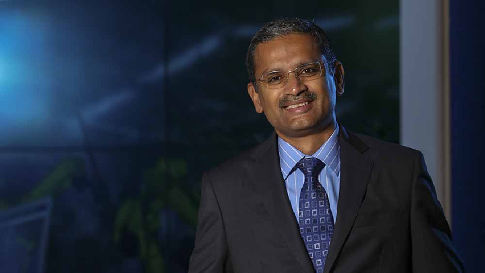 ২০২১-২২ অর্থবর্ষে গোপিনাথনের বার্ষিক প্যাকেজের ছিল ২৫.২৬ কোটি টাকা৷ এই অর্থবর্ষে গোপিনাথনের প্যাকেজ গত অর্থবর্ষের তুলনায় ২৭ শতাংশ বেড়েছে। গত অর্থবর্ষে তাঁর বার্ষিক প্যাকেজ ছিল ২০.৩৬ কোটি টাকা।