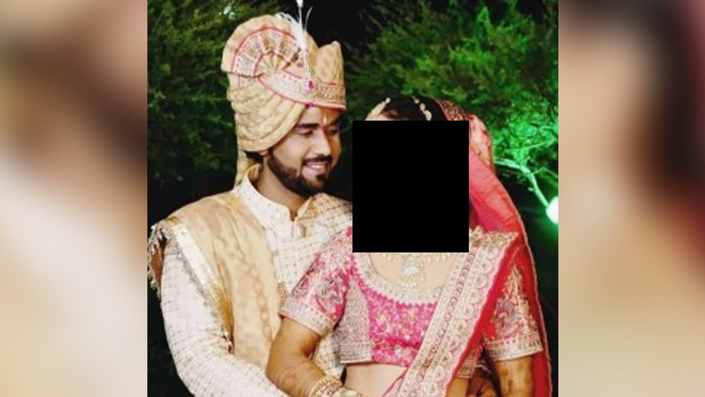 সরকারি সুবিধা নিতে নিজের স্ত্রীকেই ফের বিয়ে! পুলিশ ধরল কংগ্রেসের ছাত্রনেতাকে