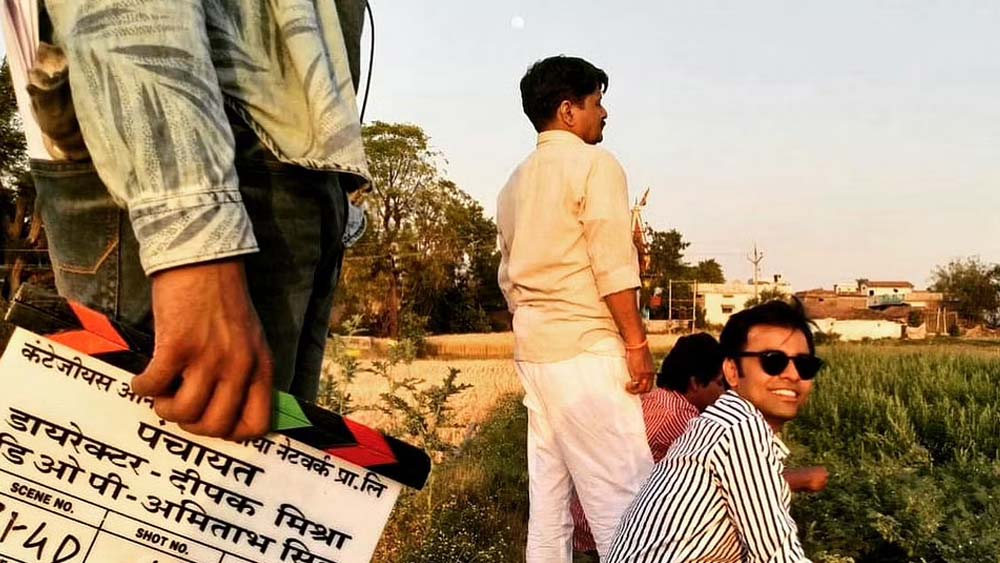 গ্রামবাসীদের এমন সহজসরল জীবনযাপন ওয়েব সিরিজের জনপ্রিয়তা আরও বাড়িয়েছে। এই গ্রামের আঞ্চলিক অবস্থান নিয়েও কৌতূহল জেগেছে দর্শকদের মনে। আদৌ এই গ্রামের কোনও অস্তিত্ব রয়েছে কি না, তা জানতে উৎসুক দর্শকমহল। নারায়ণের মালগুডি নিয়েও ছিল অনুরূপ কৌতূহল।