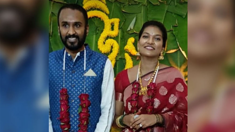 কাছাড়ে কাজ করতে করতেই বিয়ে করেন কীর্তি। পাত্র কাছাড়েরই বাসিন্দা। নাম আদিত্য শশীকান্ত।