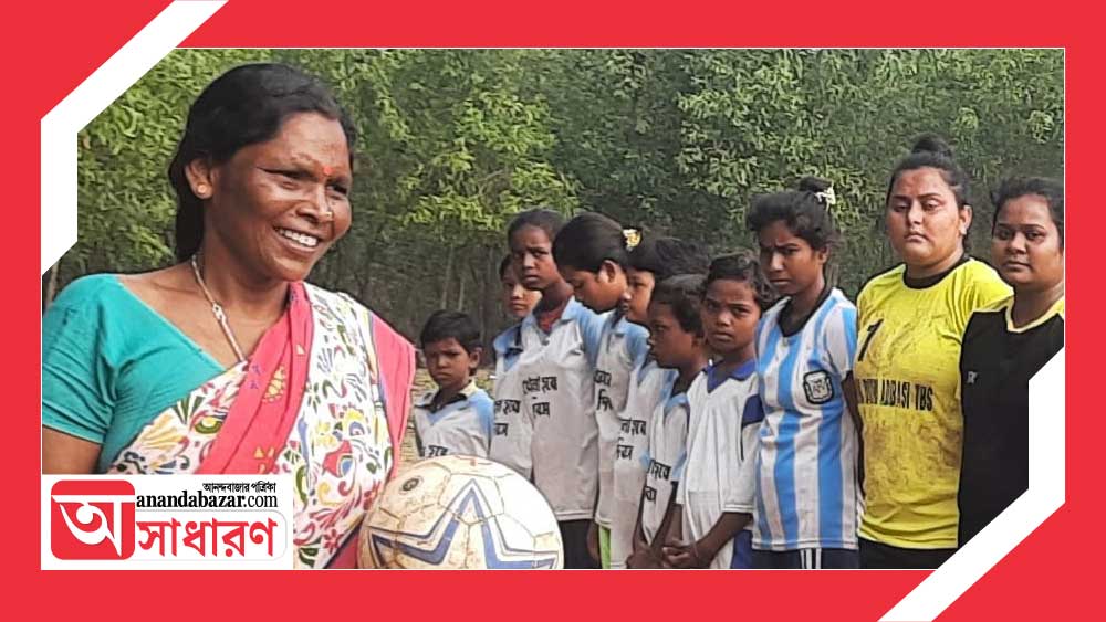 ২০১৯ সালের পুরুলিয়া জেলা পুলিশ আয়োজিত সৈকত কাপে রীতিমতো মাঠ কাঁপিয়ে চ্যাম্পিয়ন হয় ভারতীর দল।