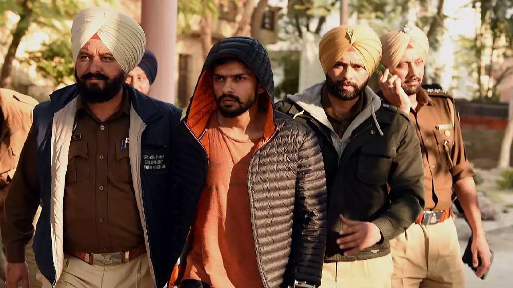 বিষ্ণোইয়ের নামে ওই ফেসবুক পোস্টে লেখা ছিল— ‘সিধু মুসেওয়ালাকে হত্যার দায় নিচ্ছি আমি এবং আমার ভাই গোল্ডি ব্রার। জনসাধারণ অনেক কিছুই বলছে বলুক। কিন্তু আমরা আমাদের ভাই ভিকি মিদুখেরার খুনের বদলা নিয়েছি। সিধু মুসেওয়ালা আমার ভাইয়ের হত্যায় সহযোগিতা করেছিল।’