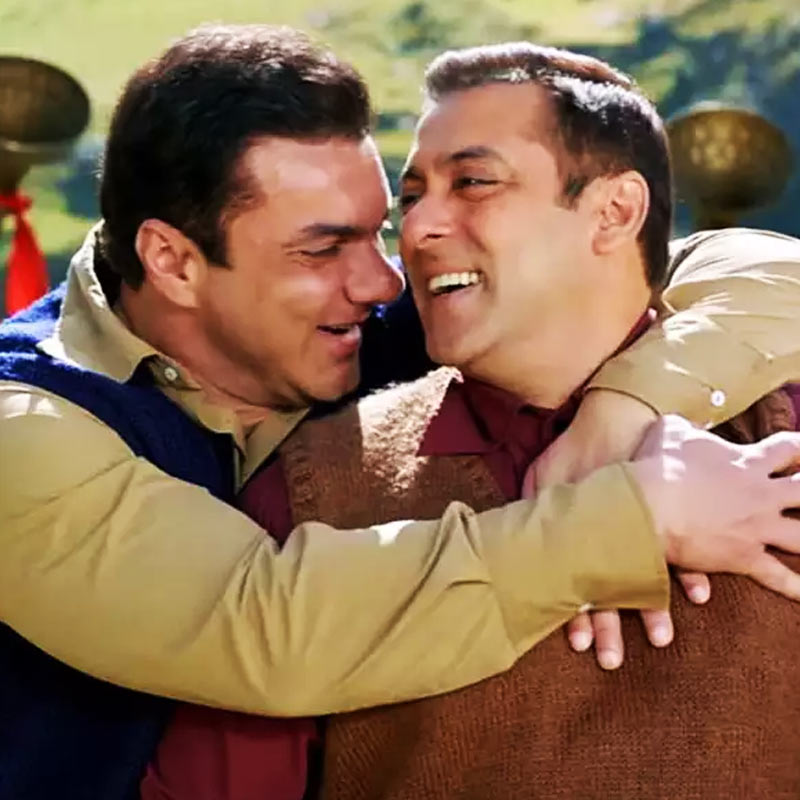 সোহেল খান। বলিউডের ‘ভাইজান’ সলমন খানের মতো জনপ্রিয়তার শিখরে না পৌঁছলেও বলিপাড়ায় তাঁরও নামডাক কম নয়।