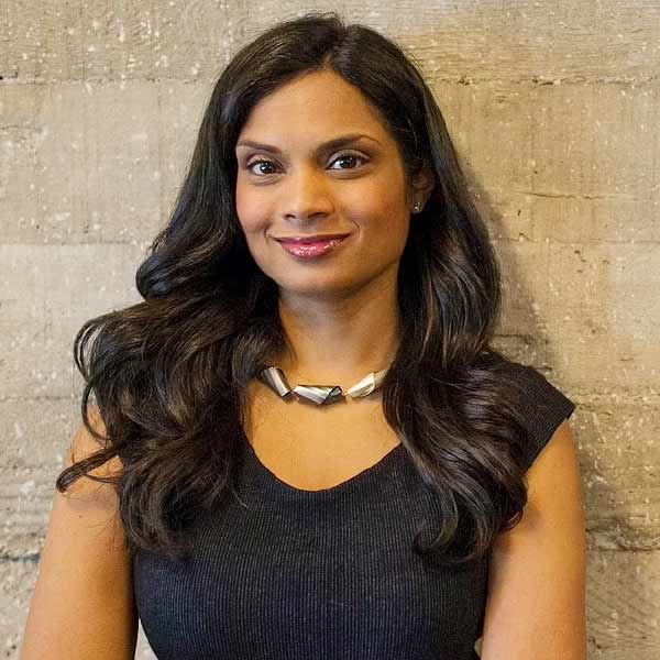 কিন্তু প্রশ্ন উঠছে, কে এই বিজয়া? ভারতের সঙ্গেই বা তাঁর কীসের যোগ?