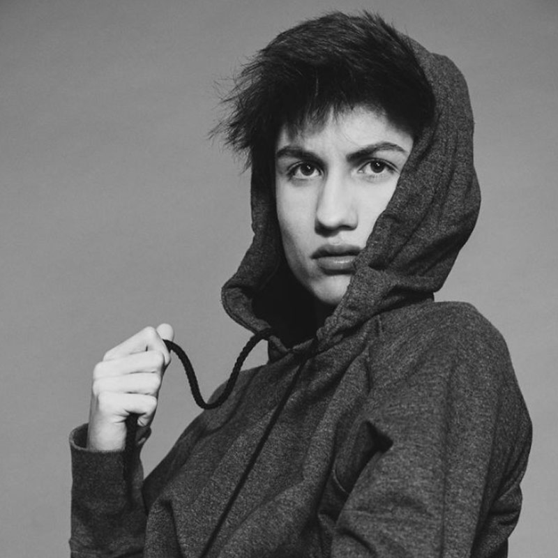 এক সাক্ষাৎকারে অ্যাথোস বলেন, ‘‘আমি কখনই কাউকে বলিনি যে আমাকে নস্ট্রাদামুস বলে ডাকতে হবে। আমার পুনর্জন্ম হয়েছে, তা-ও আমি কখনও বলিনি। মানুষ আমাকে এই নাম দিয়েছে। এই নামের দায়িত্ব অনেক। আমি মানুষকে যথাসম্ভব সাহায্য করার চেষ্টা করব।’’