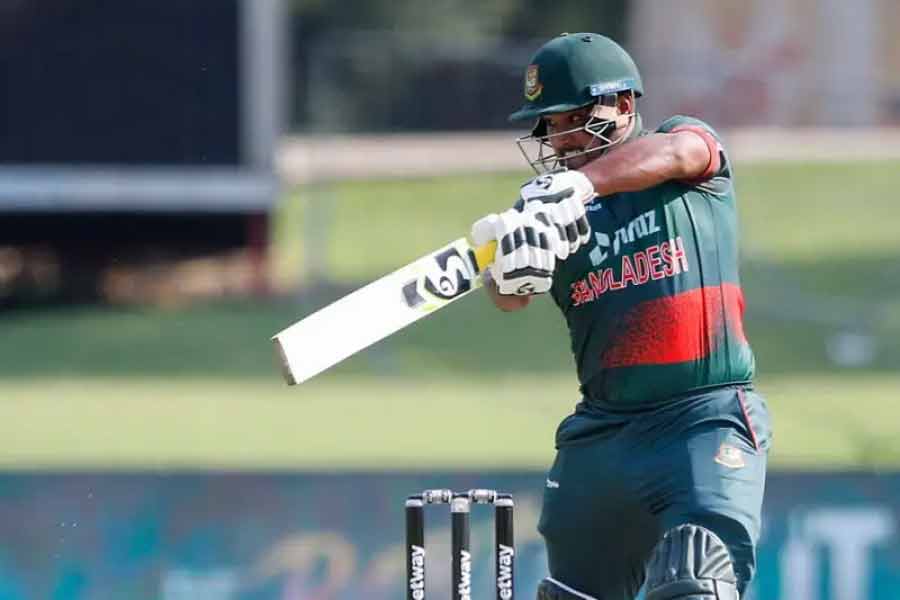 ইয়াসির আলি— ব্যাট হাতে ইয়াসির বুধবারের ম্যাচে বিশেষ কিছু করতে পারেননি। ৩ বলে তাঁর অবদান ১ রান। সহজ ক্যাচ তুলে দেন হার্দিক পাণ্ড্যর হাতে। এ ছাড়া, ভারতের ইনিংসের সময় হার্দিক পাণ্ড্য এবং রোহিত শর্মার গুরুত্বপূর্ণ দু’টি ক্যাচ নিয়েছিলেন ইয়াসির। ১০-এর মধ্যে তাঁর প্রাপ্ত নম্বর ৩।