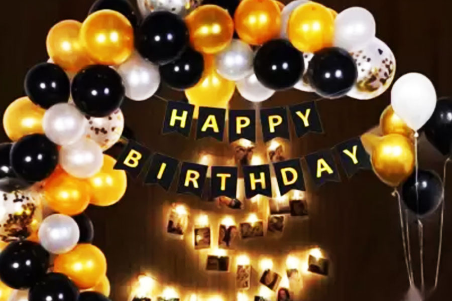 যদিও তদন্তকারীরা দাবি করেছিলেন, নিজের জন্মদিনে মা-বাবা-বোন, সৎদাদা-সহ পরিবারের ৮ জনকে খুন করেছেন বিধায়ক-কন্যা সনিয়া কুমার এবং তাঁর স্বামী সঞ্জীব কুমার। সঞ্জীবের মা-বাবা-ভাইয়ের বিরুদ্ধেও অভিযোগ উঠেছিল।