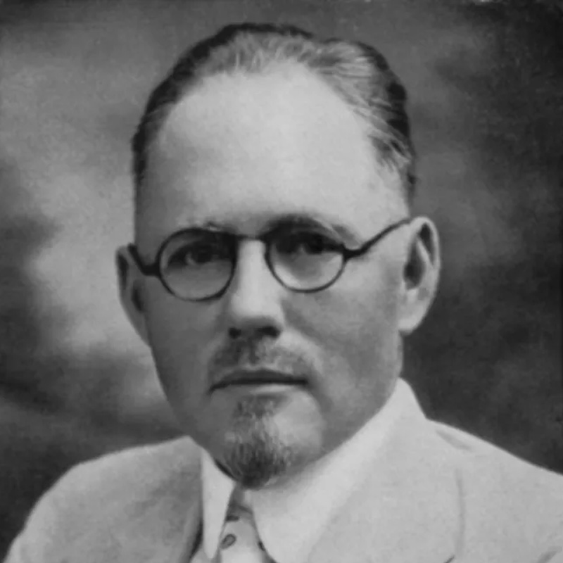 কী ভাবে পসার জমিয়েছিলেন ব্রিঙ্কলি? পুরুষদের এমন এক সমস্যা তিনি প্রতিকার করবেন বলে দাবি করেছিলন, যে সমস্যা চিরাচরিত। বন্ধ্যত্ব। চিকিৎসা করে পুরুষদের বন্ধ্যত্ব নিরাময়ের দাবি করেছিলেন তিনি। আর তার থেকেই তাঁর যত যশ, যত প্রতিপত্তি।