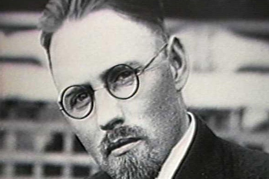 এত কিছুর পরেও আমেরিকার একাংশ ব্রঙ্কলির চিকিৎসা পদ্ধতির পক্ষেই সওয়াল করেছিলেন।