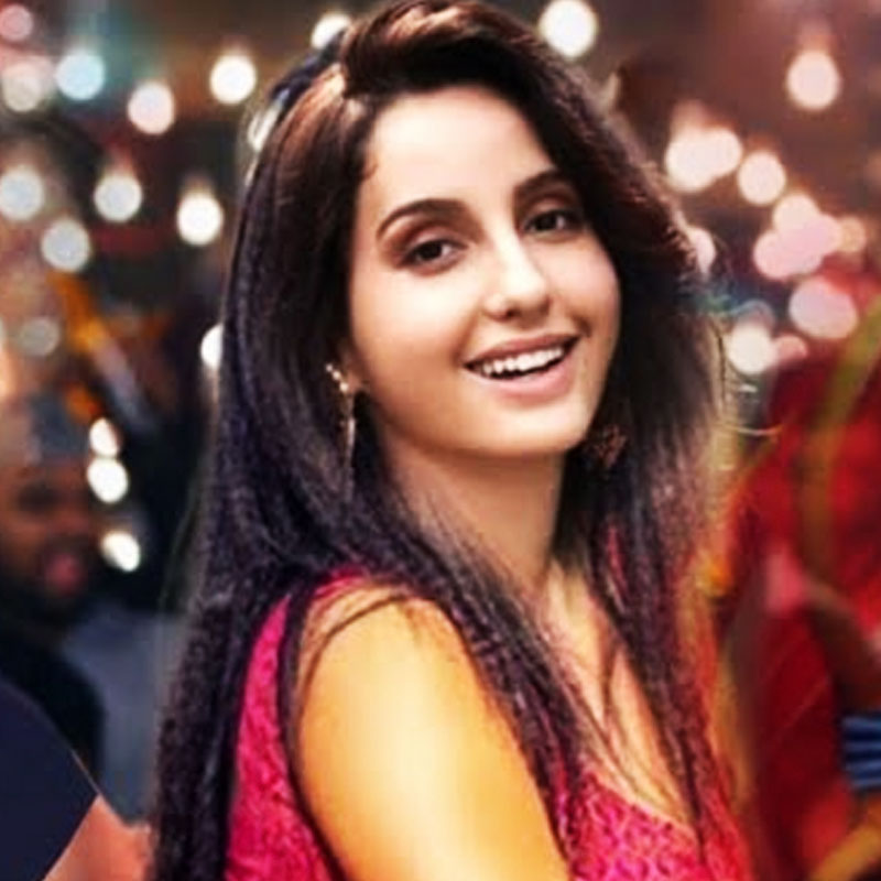 এই ছবিতে পার্শ্বচরিত্রে অভিনয় করতে দেখা গিয়েছে মডেল অভিনেত্রী জেনিফার পিক্কিনাটোকে। 