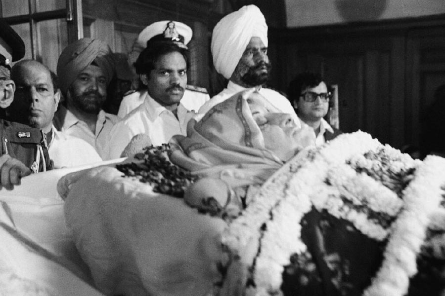 ১৯৮৪ সালের ৩ নভেম্বর রাজঘাটে ভারতের প্রাক্তন প্রধানমন্ত্রী ইন্দিরা গান্ধীর শেষকৃত্য সম্পন্ন হয়।