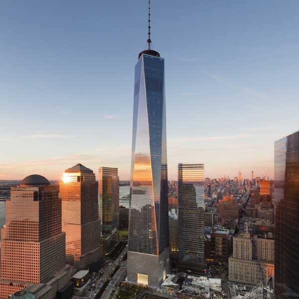 ২০০১ সালের ১১ সেপ্টেম্বরে ঘটেছিল ওই জঙ্গি হামলা। মাত্র ১০২ মিনিটে বদলে গিয়েছিল আমেরিকা। বদলে গিয়েছিল সারা পৃথিবী। আল কায়দার বিমান হামলায় ভেঙে পড়েছিল নিউ ইয়র্কে ওয়ার্ল্ড ট্রেড সেন্টারের টুইন টাওয়ার।