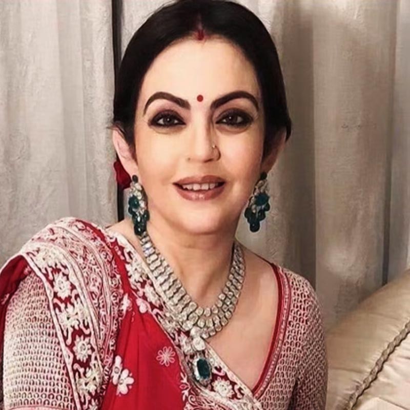 গৌরীর নিজেও স্বীকার করেছেন, সারা জীবনে তিনি যতগুলো বিলাসবহুল প্রজেক্টে কাজ করেছেন, এটি তার মধ্যে অন্যতম। গৌরী এক সাক্ষাৎকারে বলেন, ‘‘নীতার সঙ্গে কাজ করে আমি খুব আনন্দ পেয়েছি, ‘অ্যানটিলিয়া’তে কাজ করা আমার কাছে স্মরণীয় হয়ে থাকবে।’’