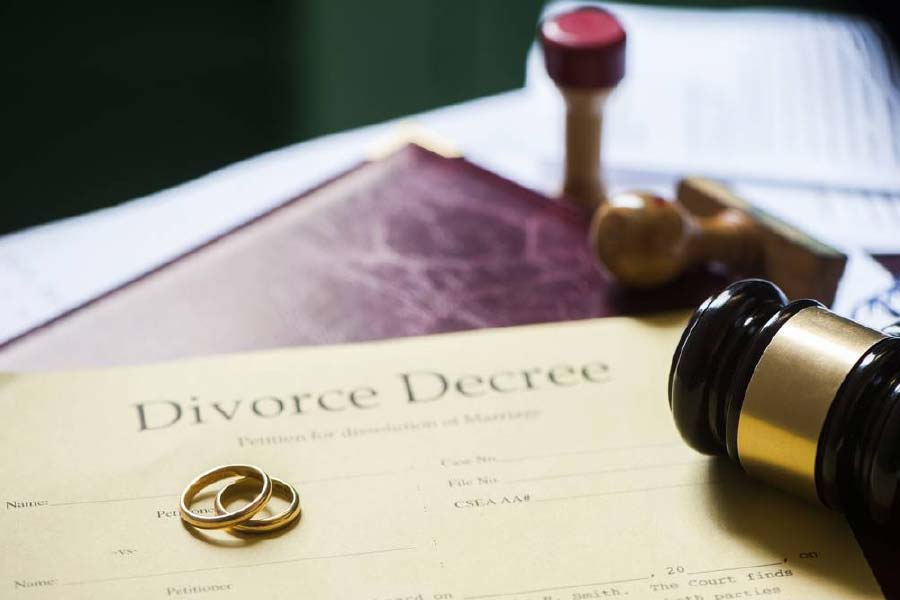 Supreme Court advices to Engineer couple who seeking divorce 