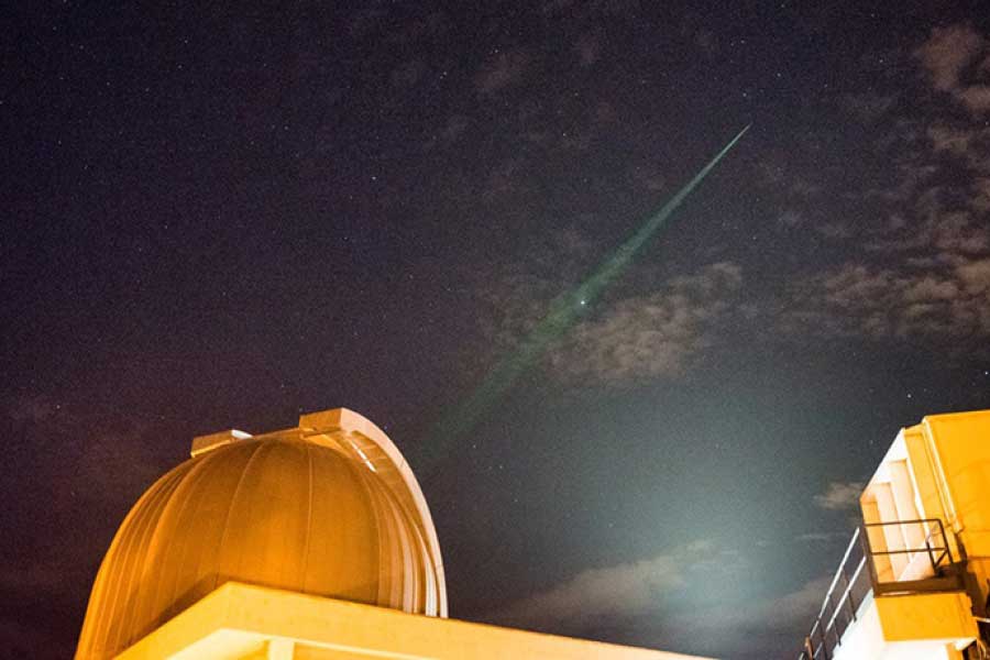 বিশ্বের নানা প্রান্ত থেকে আইন, নীতি এবং দর্শনের বিশেষজ্ঞদের এই দলে শামিল করা হচ্ছে। ভিন্‌গ্রহীরা পৃথিবীতে এলে তাদের সঙ্গে মানুষ কী রকম ব্যবহার করবে, কী ভাবে তাদের ভাষা আয়ত্ত করে কথোপকথন গড়ে তোলা হবে, তা নিয়ে আলোচনা করবেন বিশেষজ্ঞরা। 