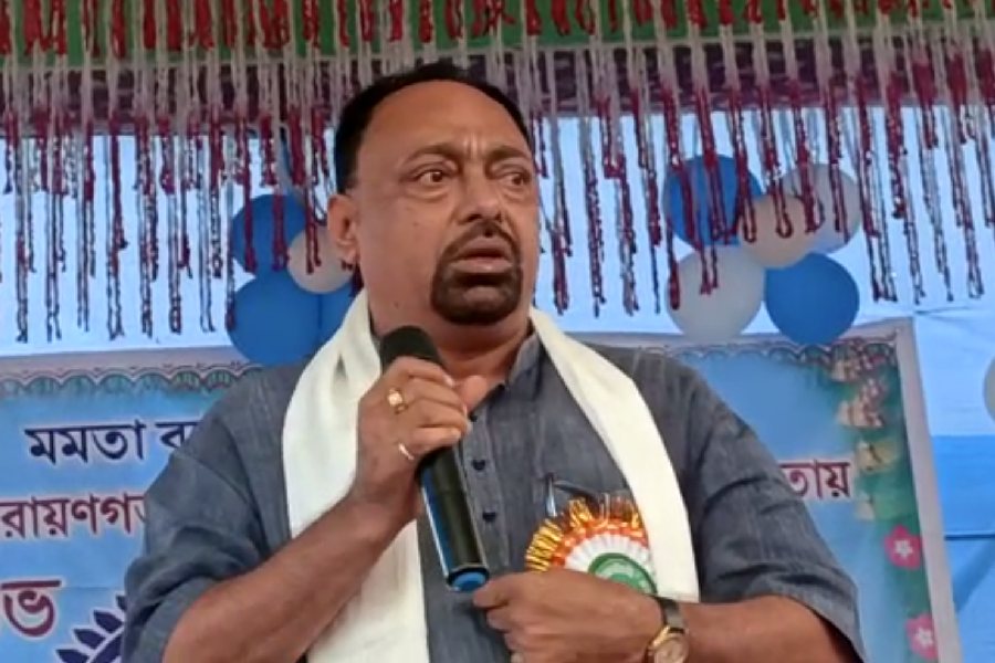 Narayanagarh TMC MLA got involved in controversy for making offensive comments in West Midnapore dgtld