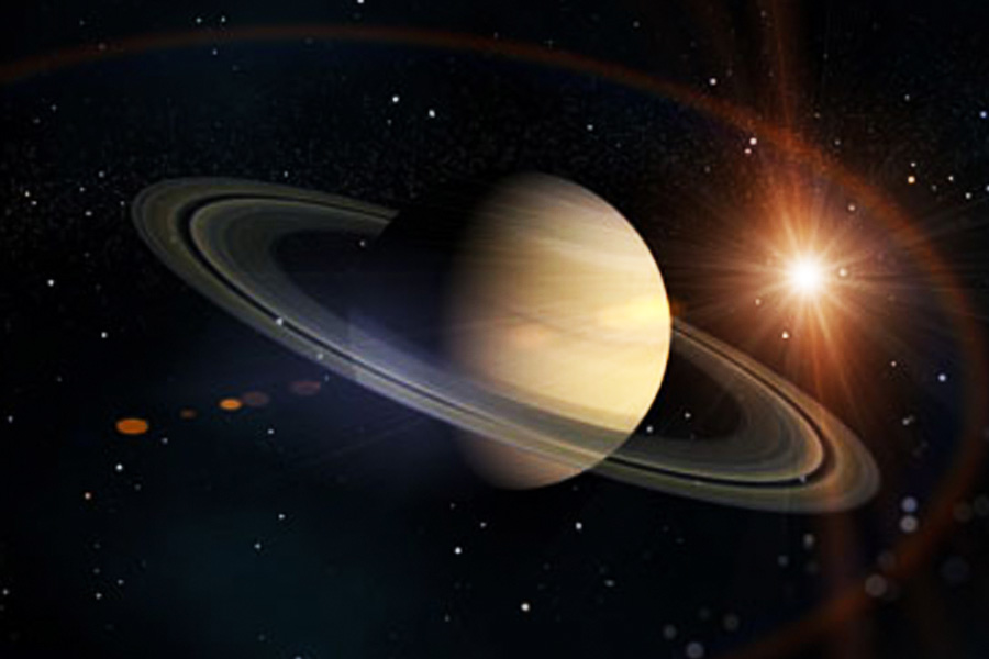 ইলন স্পেসএক্স-এর সিইও। ২০০৮ সালে স্পেসএক্স-এর তৈরি ফ্যালকন-১ ব্যক্তিগত ভাবে তৈরি করা তরল জ্বালানিতে চলা রকেট ছিল যা পৃথিবীর কক্ষপথে পৌঁছেছিল। এর পর থেকে পৃথিবীর কক্ষপথে একাধিক বার রকেট পাঠিয়েছে স্পেসএক্স। এমনকি, অন্যান্য গ্রহের পরিবেশকে মানুষের বসবাসযোগ্য তৈরি করা এবং সেই গ্রহগুলিতে শহর তৈরি করার জন্যও অনেক দিন ধরে গবেষণা চালাচ্ছে ইলনের এই সংস্থা। স্পেসএক্সের তরফে শনির বলয়েও মানুষের বাসযোগ্য শহর তৈরির পরিকল্পনা চলছে বলেও জল্পনা উঠেছিল।