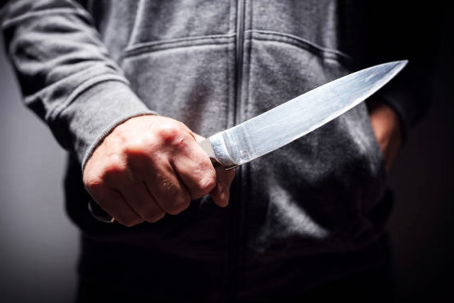 এই নৃশংস ঘটনাটি ঘটে ২০২০ সালের ২৪ মে। জানা যায়, প্রেমিকাকে কোপানোর পর নিজেকেও আঘাত করেন ওই যুবক। আহত অবস্থায় যুবককে হাসপাতালে ভর্তি করানো হয়েছিল। 