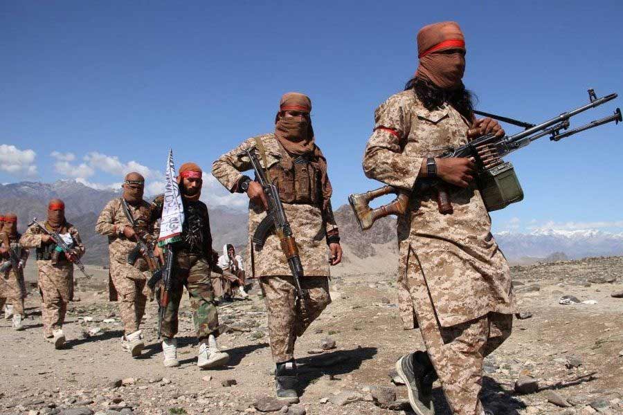 জাবিহুল্লাহ বলেন, ‘‘চারপাশে প্রচুর শত্রু ছিল এবং আফগানিস্তান থেকে আমাদের সরানো হয়েছিল। তাই সমাধিস্থলের যাতে কোনও রকম ক্ষতি না হয়, তার জন্যই গোপনীয়তা বজায় রাখা হয়েছিল।’’