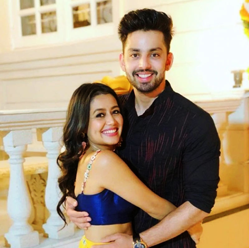 ছবি মুক্তি পাওয়ার পর বলিউডের জনপ্রিয় নায়িকা নেহা কক্করের সঙ্গে সম্পর্কে জড়ান তিনি। একই প্রযোজনা সংস্থার সঙ্গে কাজ করতেন দু’জনে।