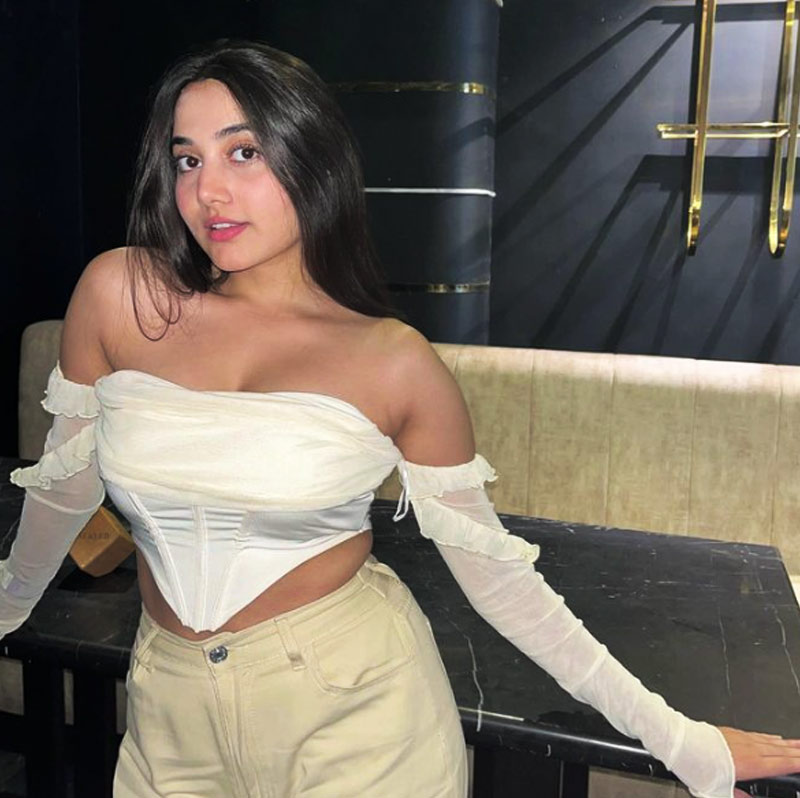 ইতিমধ্যে ইনস্টাগ্রামে আসফির অনুরাগীর সংখ্যা প্রায় দেড় লক্ষের কাছাকাছি।