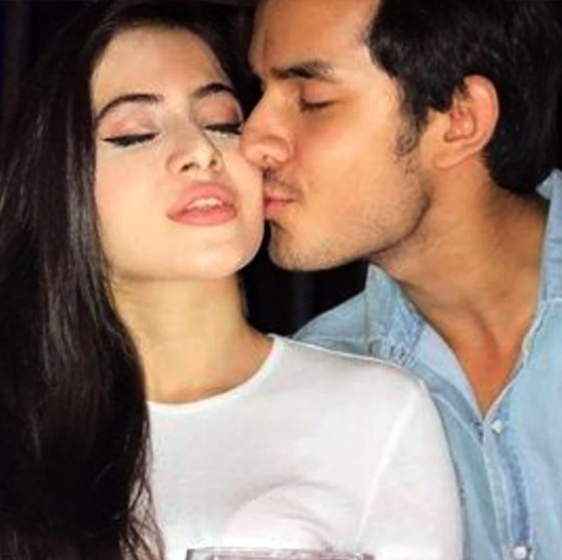 বিচ্ছেদের পর দু’জনে সমাজমাধ্যমে একে অপরের সঙ্গে খোলাখুলি ঝগড়া করলেও এখন অবশ্য দু’জনেই ভাল বন্ধু। কেরিয়ার নিয়ে দু’জনেই দু’জনকে বাহবা দিয়ে থাকেন এখন।