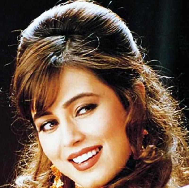 মাধুরী এই চরিত্রে অভিনয় করলে কেউ আর চরিত্রের সঙ্গে নিজেদের আত্মস্থ করতে পারবেন না বলে মনে করেছিলেন পরিচালক। তাঁর মনে হয়েছিল, সে ক্ষেত্রে তাঁরা বুঝে যাবেন, মাধুরী এই চরিত্রে ‘অভিনয়’ করছেন। তাই মাধুরীর প্রস্তাব খারিজ করেছিলেন তিনি। তার বদলে নবাগতা মহিমাকে বেছে নেন পরিচালক।