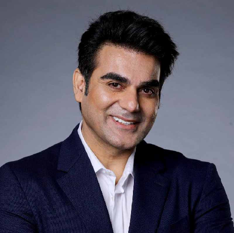 তবে কি আরহানও সেই পথেই হাঁটার পরিকল্পনা করছেন? না কি বাবার মতো প্রযোজনার সঙ্গে যুক্ত হওয়ার চিন্তাভাবনা করছেন তিনি? এই নিয়ে মুখ খুলেছেন আরবাজ় খান।