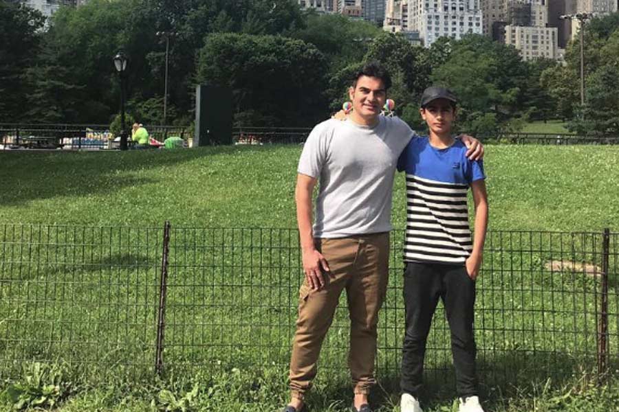 আরবাজ় জানান, বিদেশ থেকে ফিরে তাঁর সঙ্গে প্রযোজনার কাজে হাত লাগাবেন আরহান।