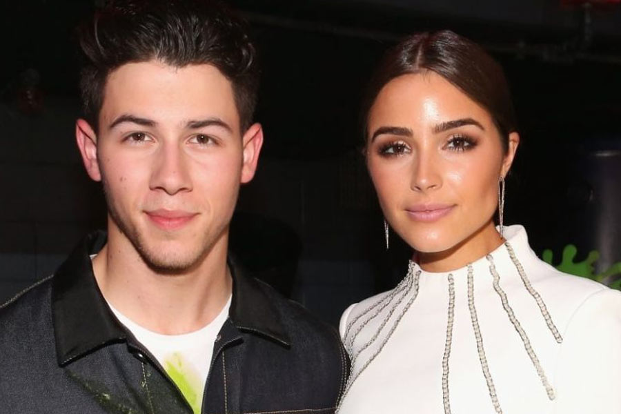 অলিভিয়াও এমনটাই ভেবেছিলেন। কিন্তু টানা দু’বছর সম্পর্কে থাকার পর আলাদা হয়ে যান তাঁরা। সম্পর্কের টানাপড়েন নিয়ে জনসমক্ষে এত দিন কিছুই জানাননি অলিভিয়া।