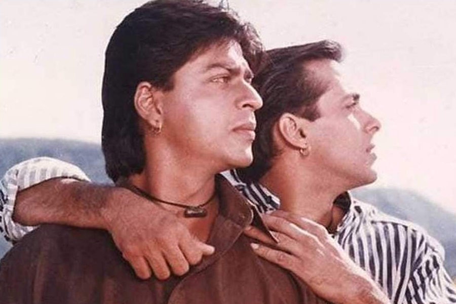 দুই অভিনেতাকে একই ছবিতে একসঙ্গে অভিনয় করতে দেখা গিয়েছে বেশ কয়েক বার। ১৯৯৫ সালে ‘কর্ণ অর্জুন’ ছবিতে দুই অভিনেতার সম্পর্কের রসায়ন দর্শকের মনে ধরেছিল।