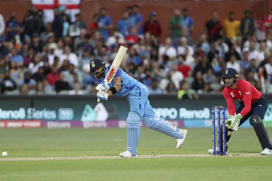 ২০২৪ সালে পরবর্তী কুড়ি ওভারের বিশ্বকাপ অনুষ্ঠিত হবে ক্যারিবিয়ান দ্বীপপুঞ্জ এবং আমেরিকায়। এ বারের বিশ্বকাপ দলের বেশ কয়েক জন রথী-মহারথীকে পরের বিশ্বকাপে আর দেখা যাবে না। তার আগেই হয়তো অবসর নিয়ে নেবেন তাঁরা। 