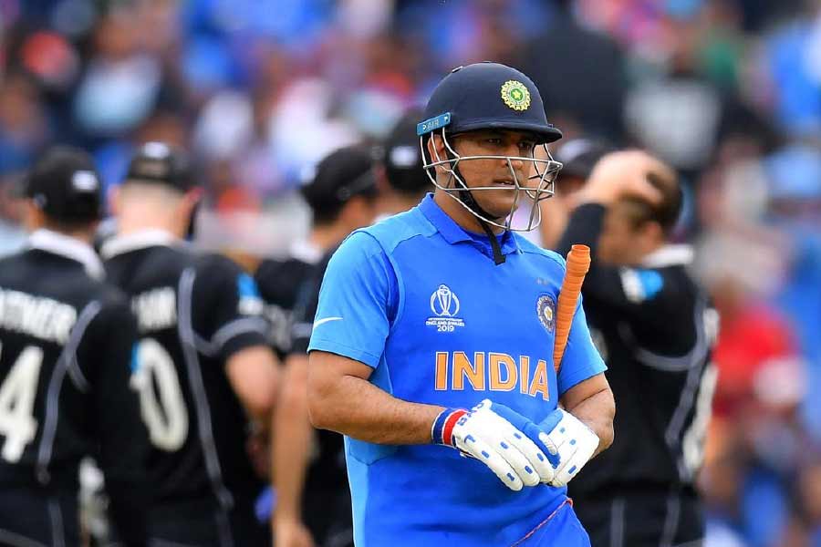 ২০১৯ সালের আইসিসি বিশ্বকাপের সেমিফাইনালে পৌঁছেও ফাইনাল খেলা হয়ে ওঠেনি ভারতের। প্রথম সেমিফাইনাল ম্যাচে নিউজিল্যান্ডের কাছে হেরে যান বিরাটরা।