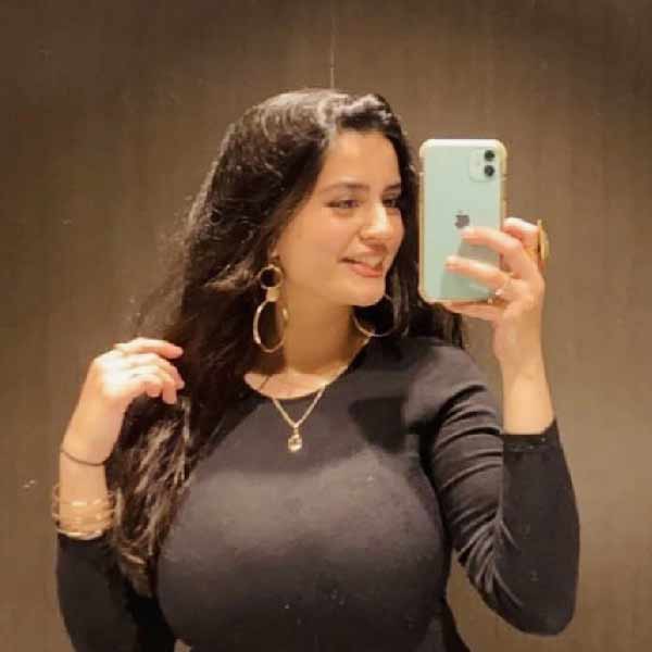 ভাইরাল হওয়ার আগে পর্যন্ত নাতাশার ইনস্টাগ্রাম অনুরাগীর সংখ্যা ছিল ১,৫০০। কিন্তু ভাইরাল হতেই সেই সংখ্যা এক লাফে ৩৫,০০০ পৌঁছেছে।