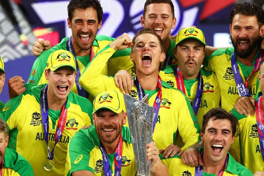 ১৯৯২ সালে পাকিস্তান ৯ পয়েন্ট পেয়ে চতুর্থ স্থানে ছিল। বস্তুত, তারাই একমাত্র দল ছিল যারা ১০ পয়েন্টের কম পেয়েও ফাইনালে খেলার সুযোগ করে নিয়েছিল।