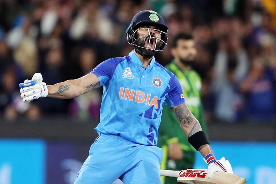 ১৯৯২ সালের বিশ্বকাপে মোটে ২টি ম্যাচে জয়লাভ করেছিল ভারত। তার মধ্যে একটি জয় ছিল পাকিস্তানের বিরুদ্ধে। ২০২২ সালের টি-টোয়েন্টি বিশ্বকাপে পাঁচ ম্যাচে জিতে ভারত দ্বিতীয় স্থানে ছিল। এবং এ বারও পাকিস্তানকে উড়িয়ে দিয়েছে ভারত।