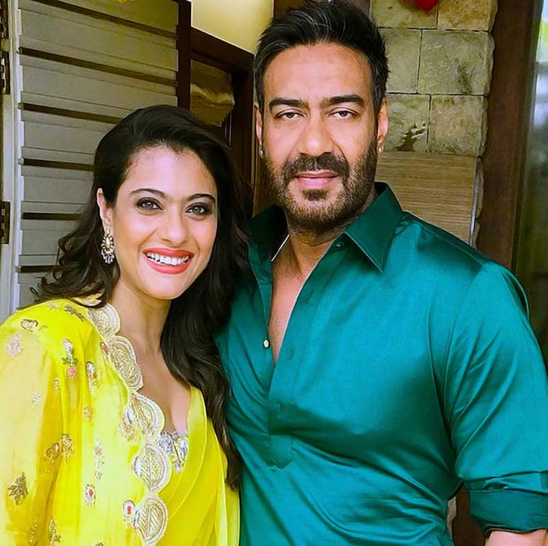 অজয় এবং কাজল তাঁদের বাড়ির নাম রেখেছেন ‘শক্তি’। মুম্বই শহরে তাঁদের অন্য যে আবাসনগুলি রয়েছে, সেগুলি থেকে ‘শক্তি’র ঢিলছোড়া দূরত্ব।